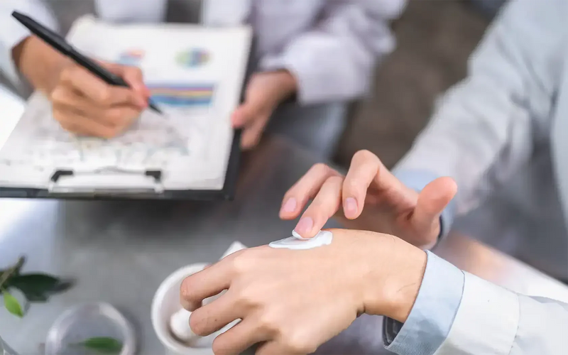 Can Sulfur Treat Eczema? New Research Shows Promise - HarlanMD